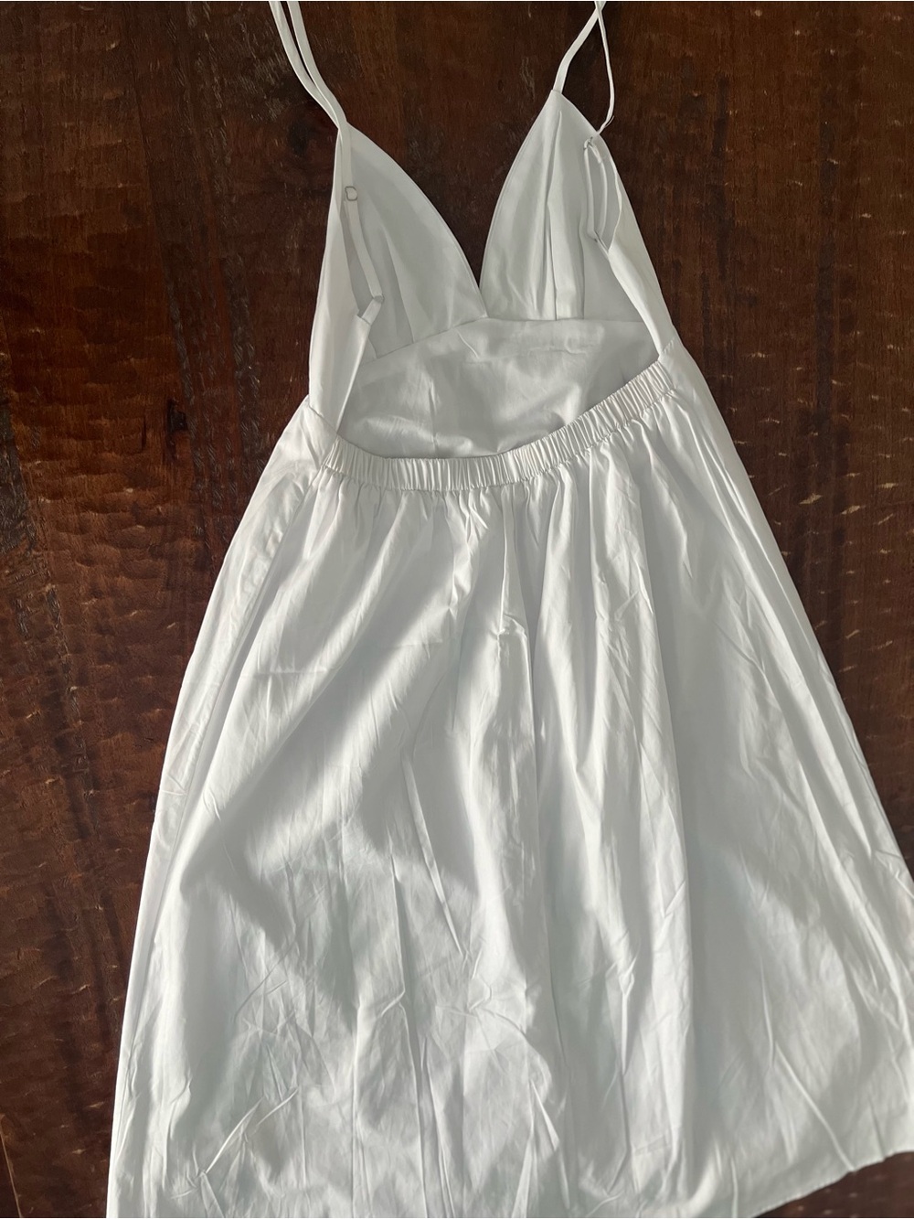 Classic/Staple Summer Dress - Picture 4 of 10